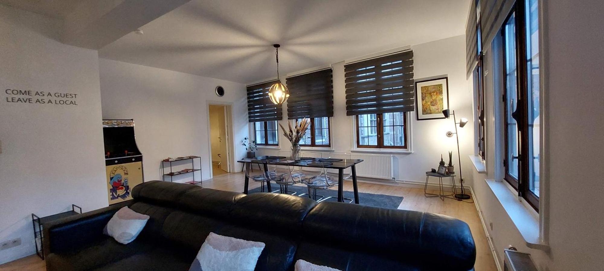 The View - Spacious 2 Bdr Appt In With View Antwerp Exterior photo